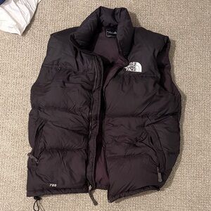 The North Face Men's Dark Puffer Vest